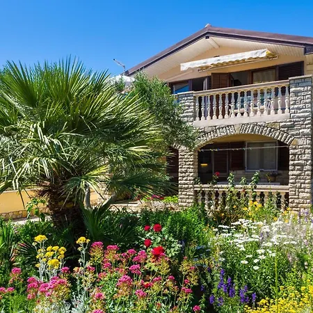 Apartment By The Sea Tkon, Pasman - 12346 *