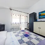 Apartament By The Sea Tkon, Pasman - 12346 *