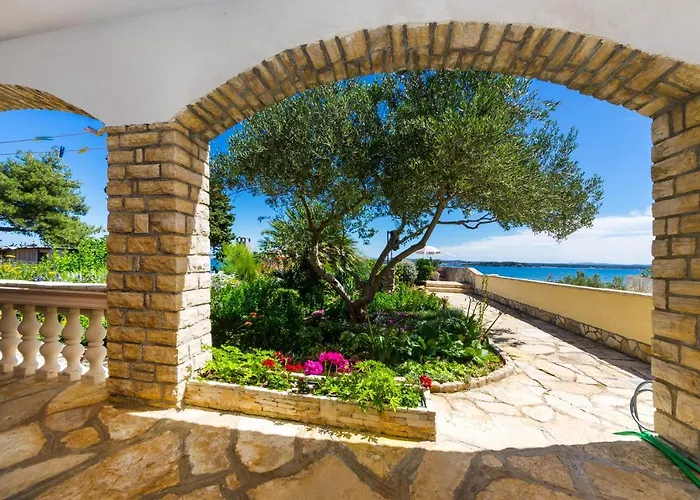 Apartment By The Sea Tkon, Pasman - 12346