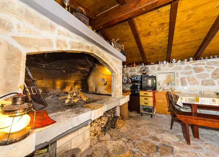 By The Sea Tkon, Pasman - 12346